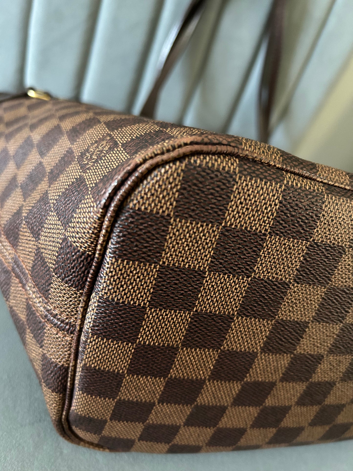 Louis Vuitton Neverfull Damier Ebene Coated Canvas MM