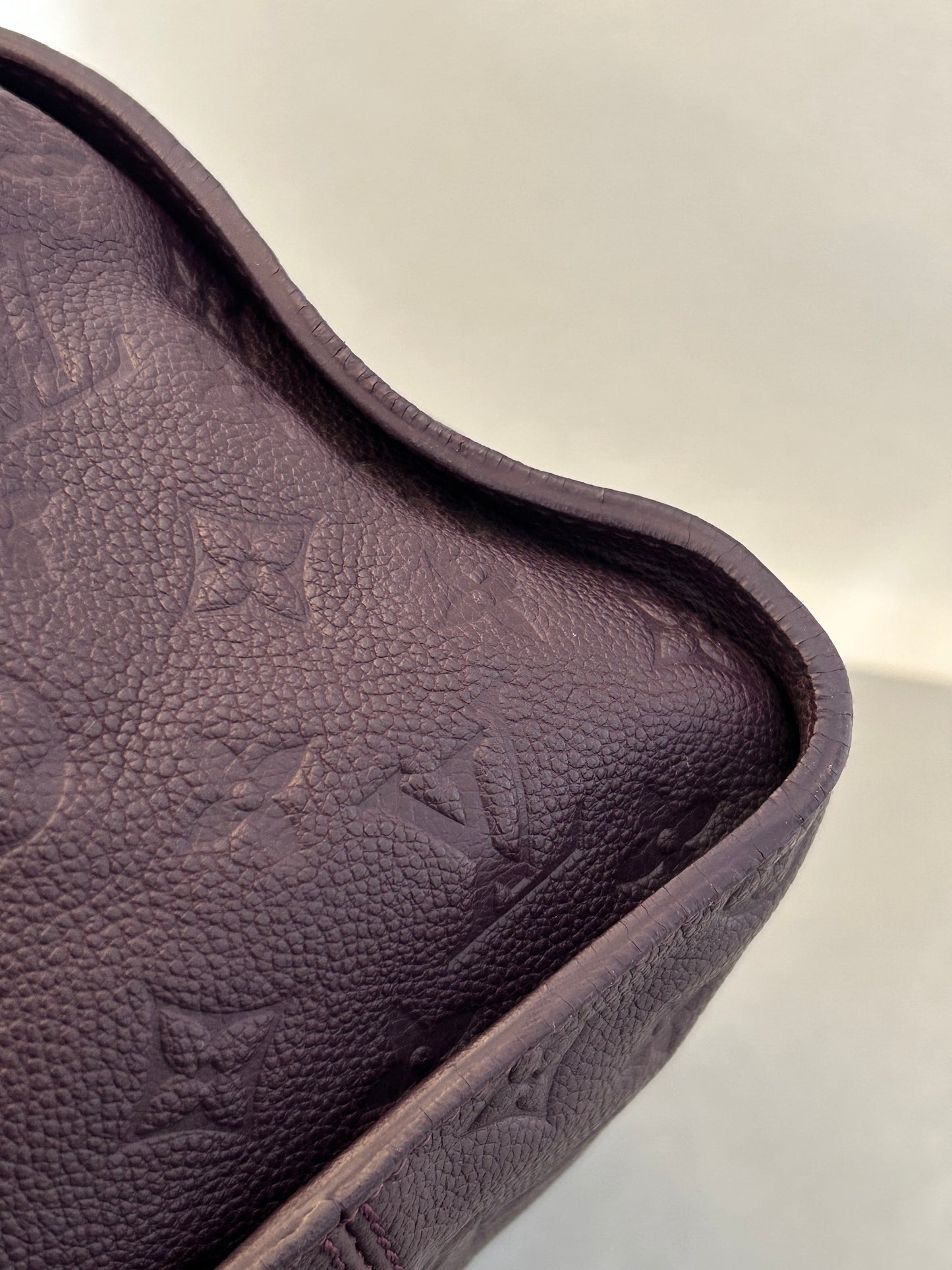 Louis Vuitton Empreinte Lumineuse in purple
