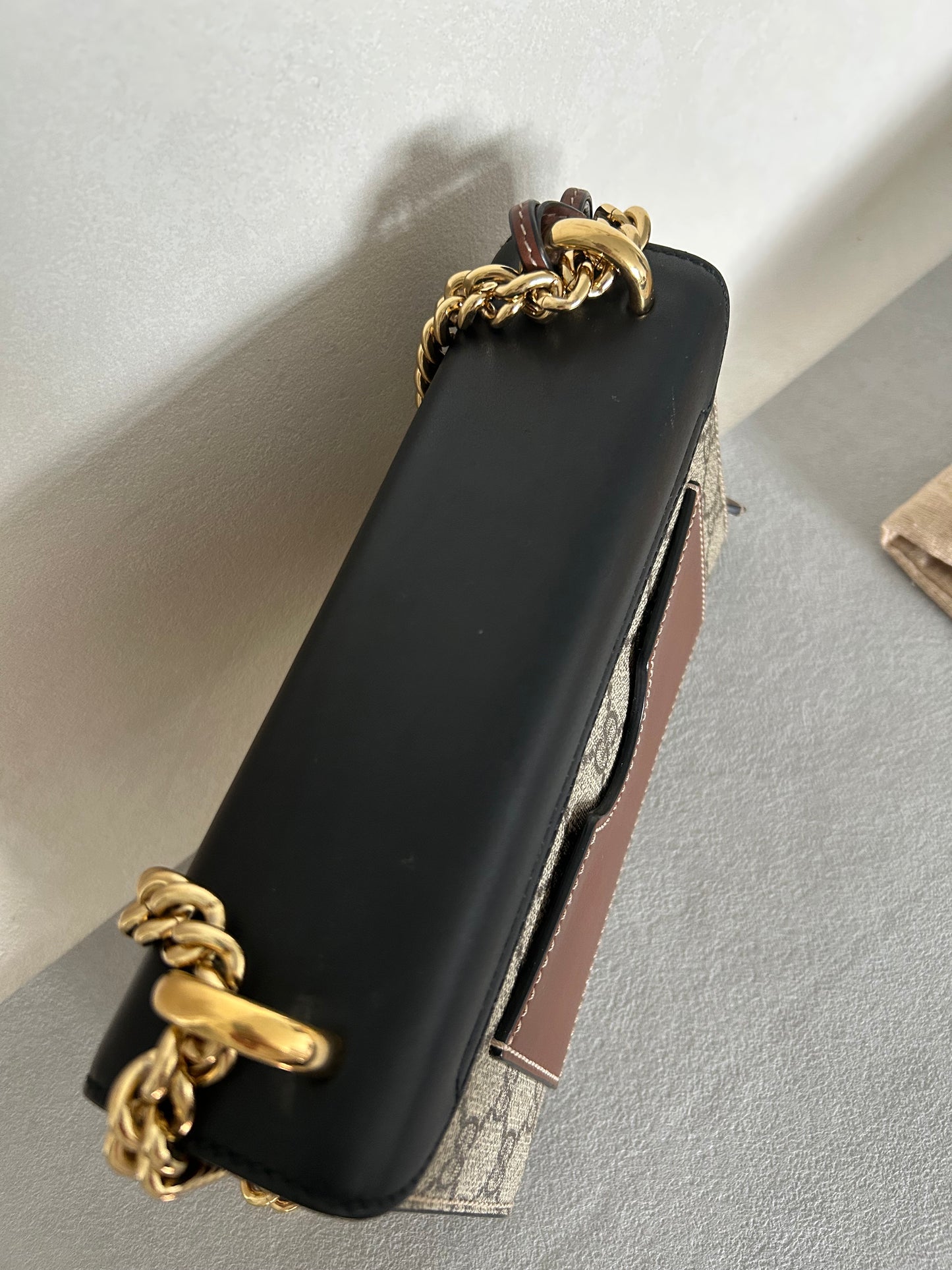 Gucci padlock GG Supreme Shoulder Bag