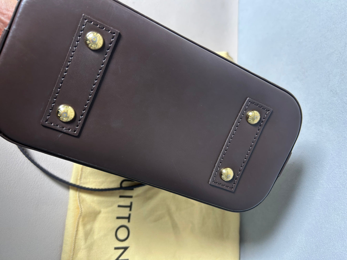 Louis Vuitton Alma BB In Damier Ebene