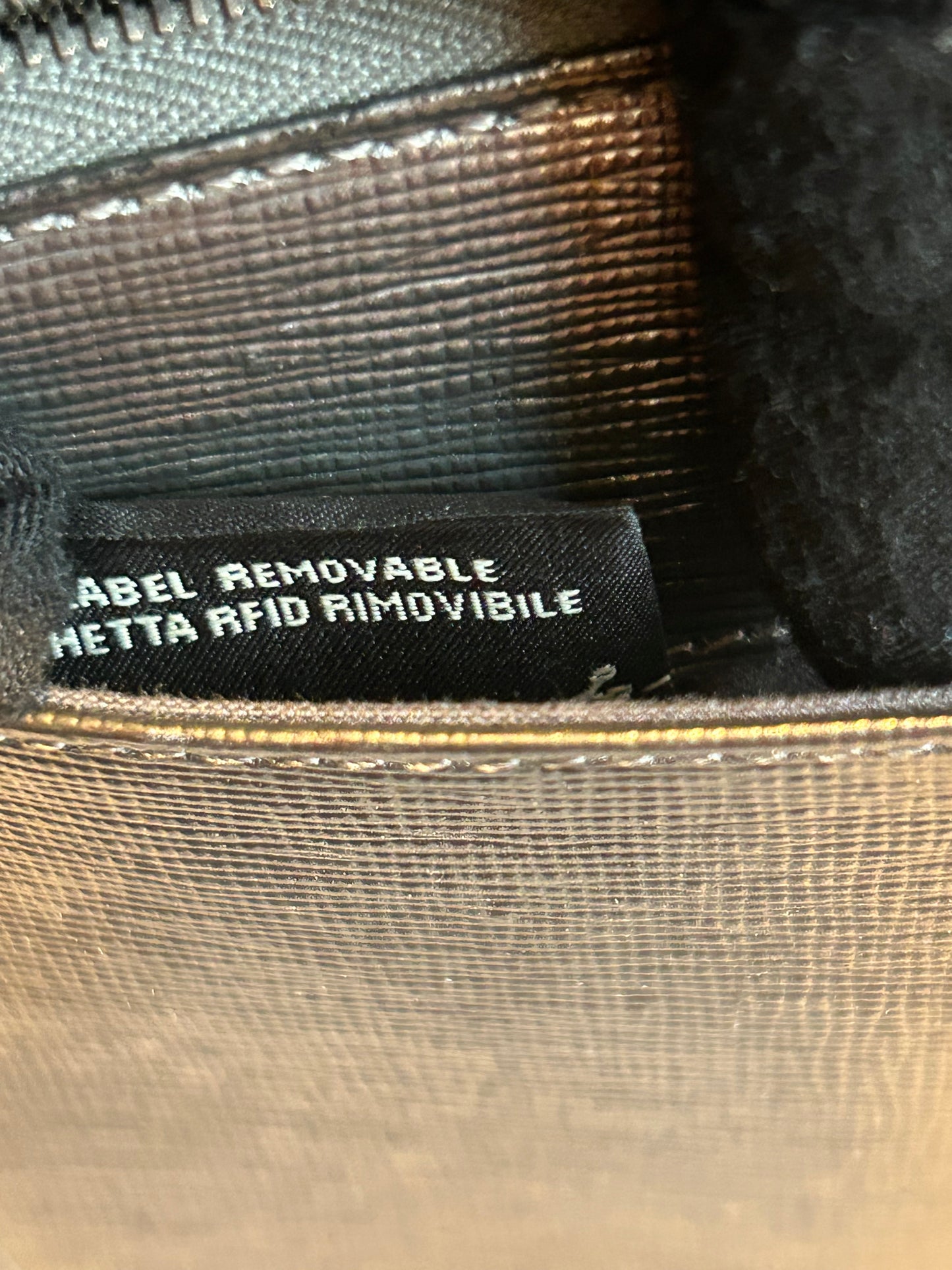Fendi tube wallet on chain