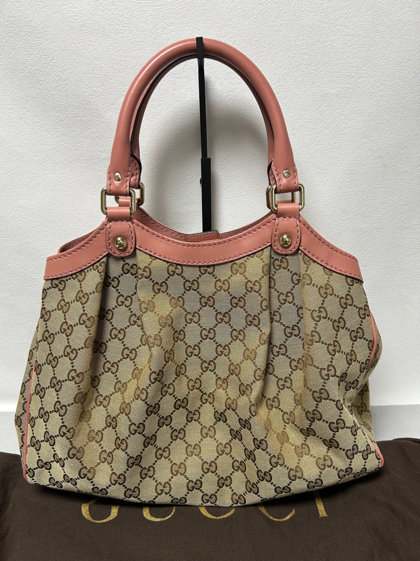 Gucci sukey tote bag in beige GG canvas with pink leather trim