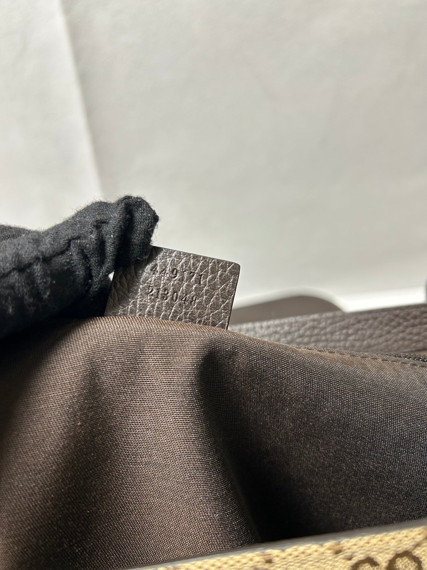 Gucci GG canvas unisex large messenger bag