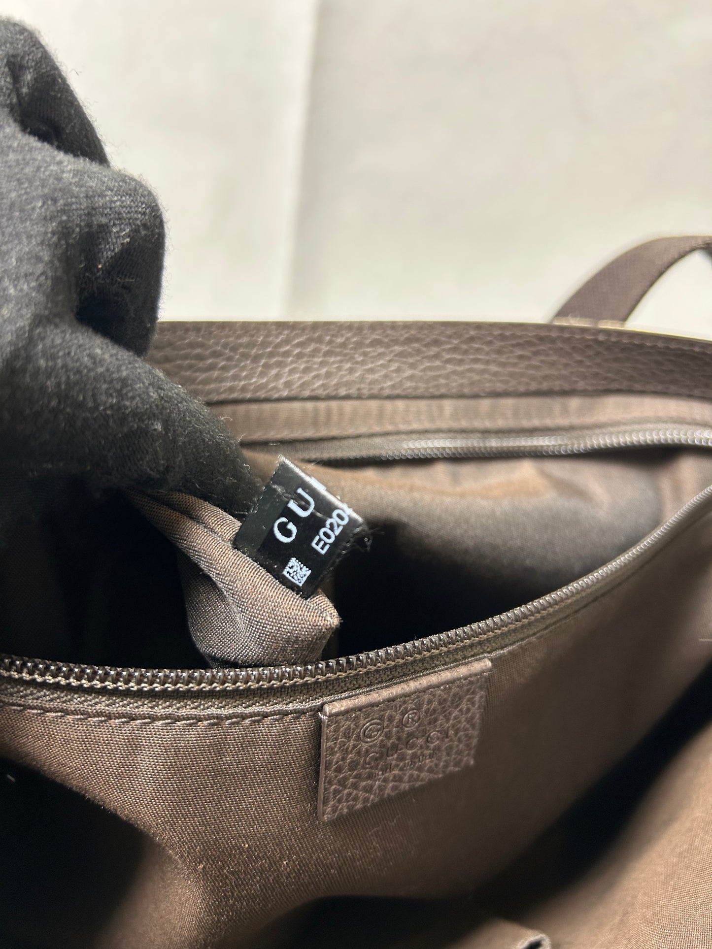 Gucci GG canvas unisex large messenger bag