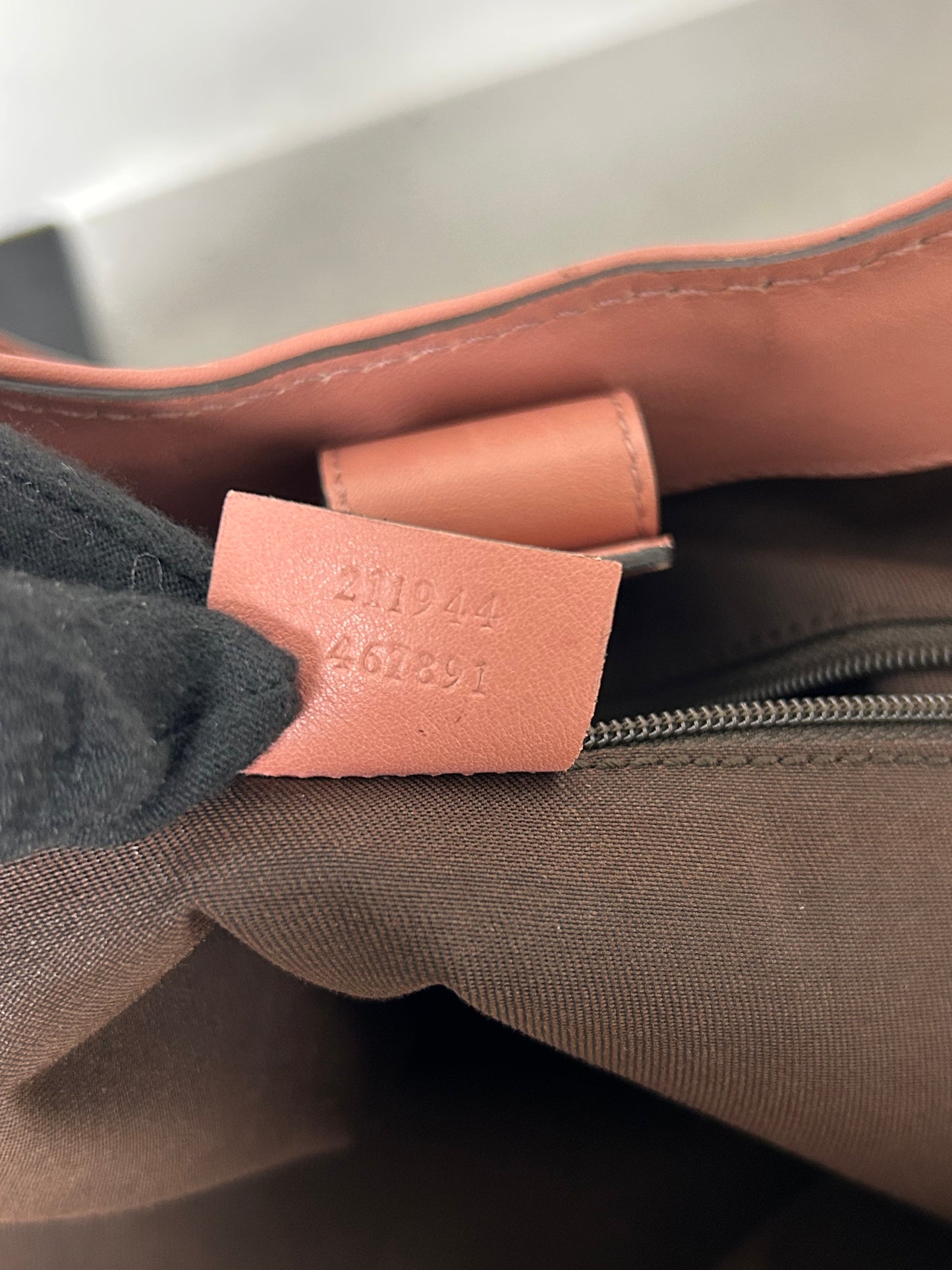 Gucci sukey tote bag in beige GG canvas with pink leather trim