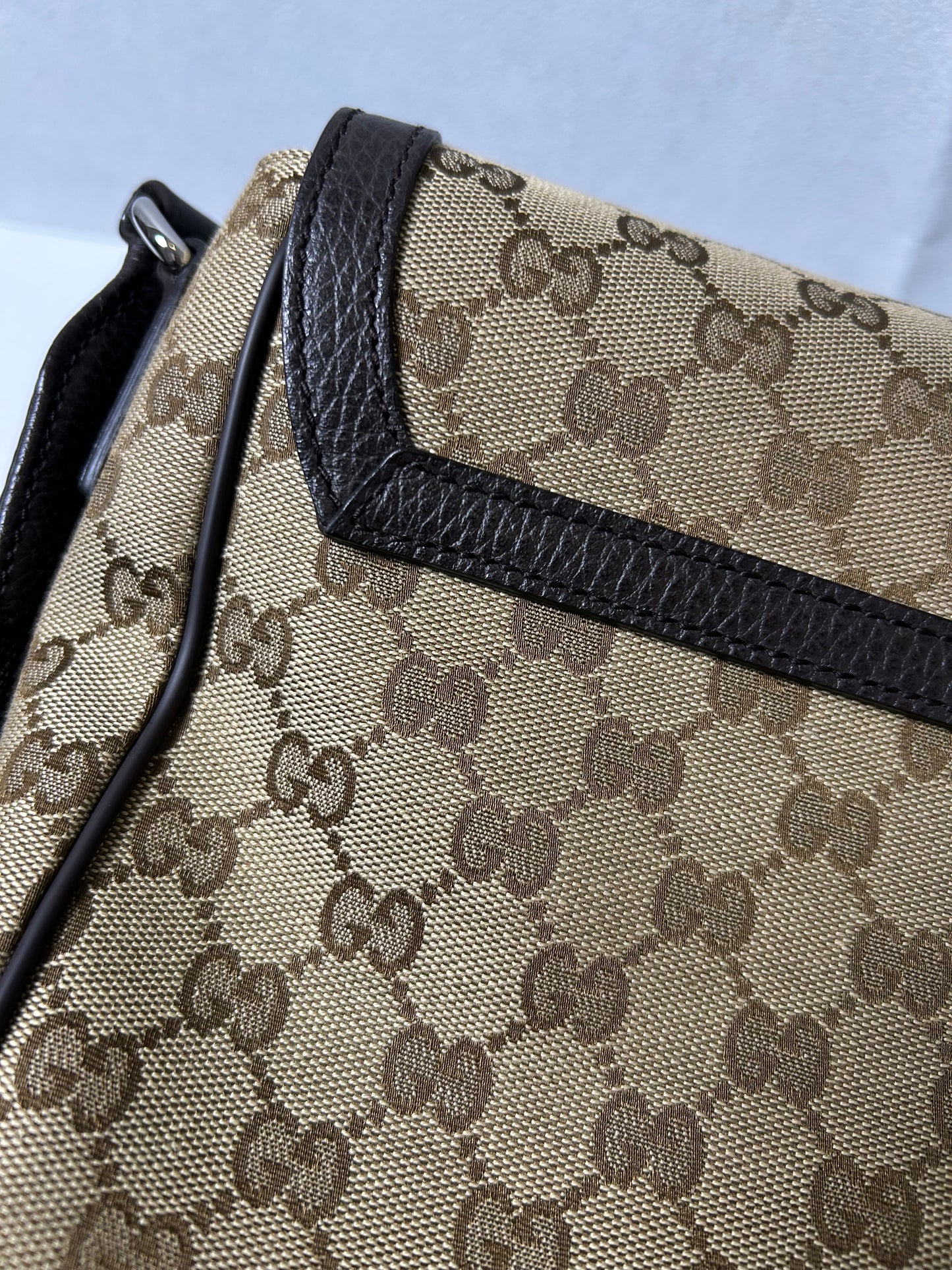 Gucci GG canvas unisex large messenger bag