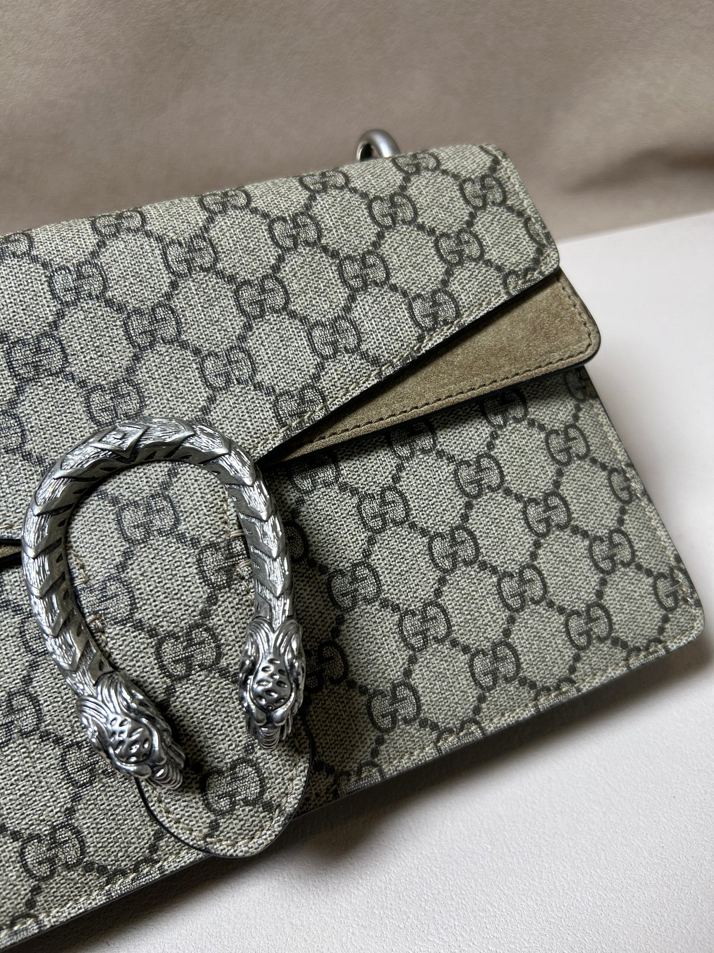 Gucci Dionysus medium shoulder bag