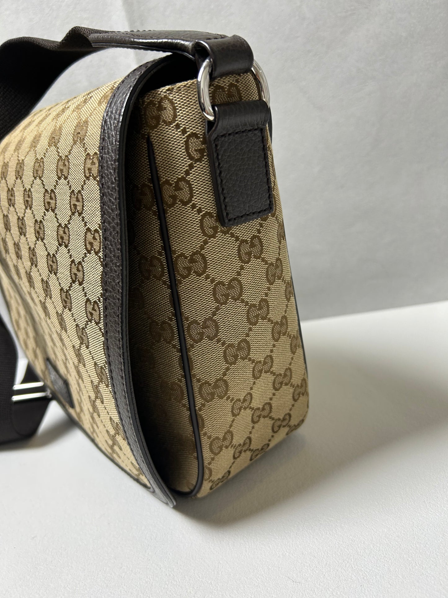 Gucci GG canvas unisex large messenger bag
