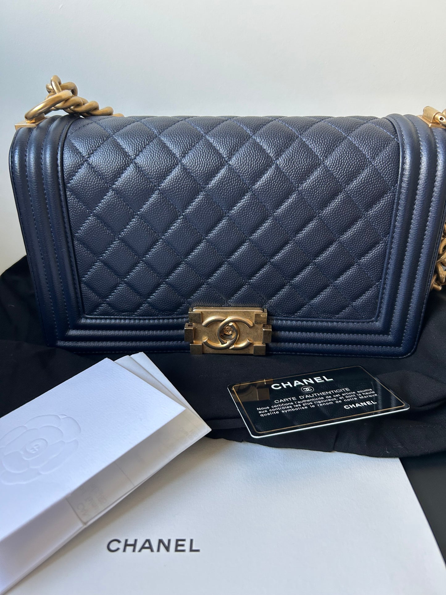 Chanel le boy blue medium in caviar leather