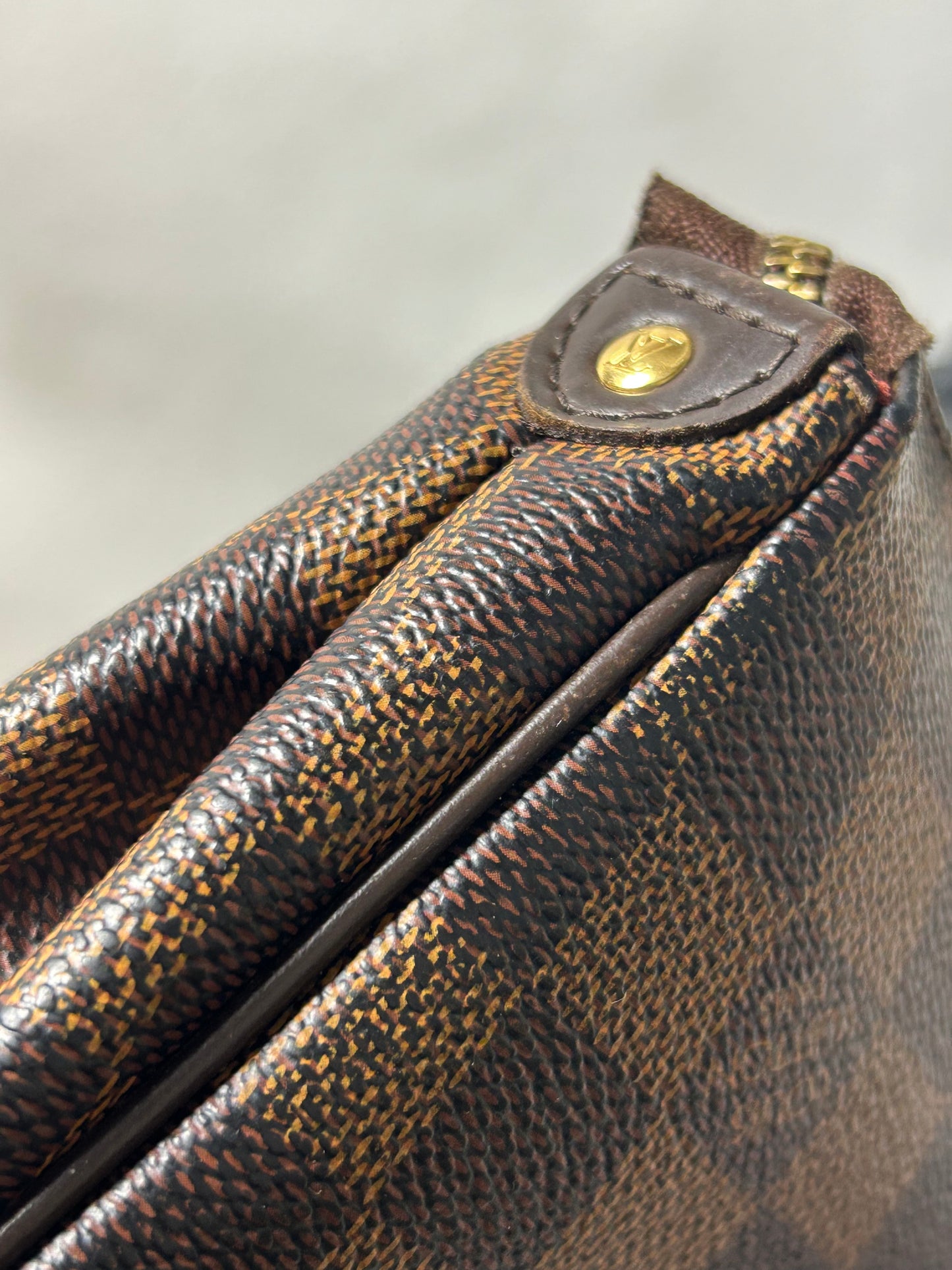 Louis Vuitton Eva clutch bag in Damier Ebene