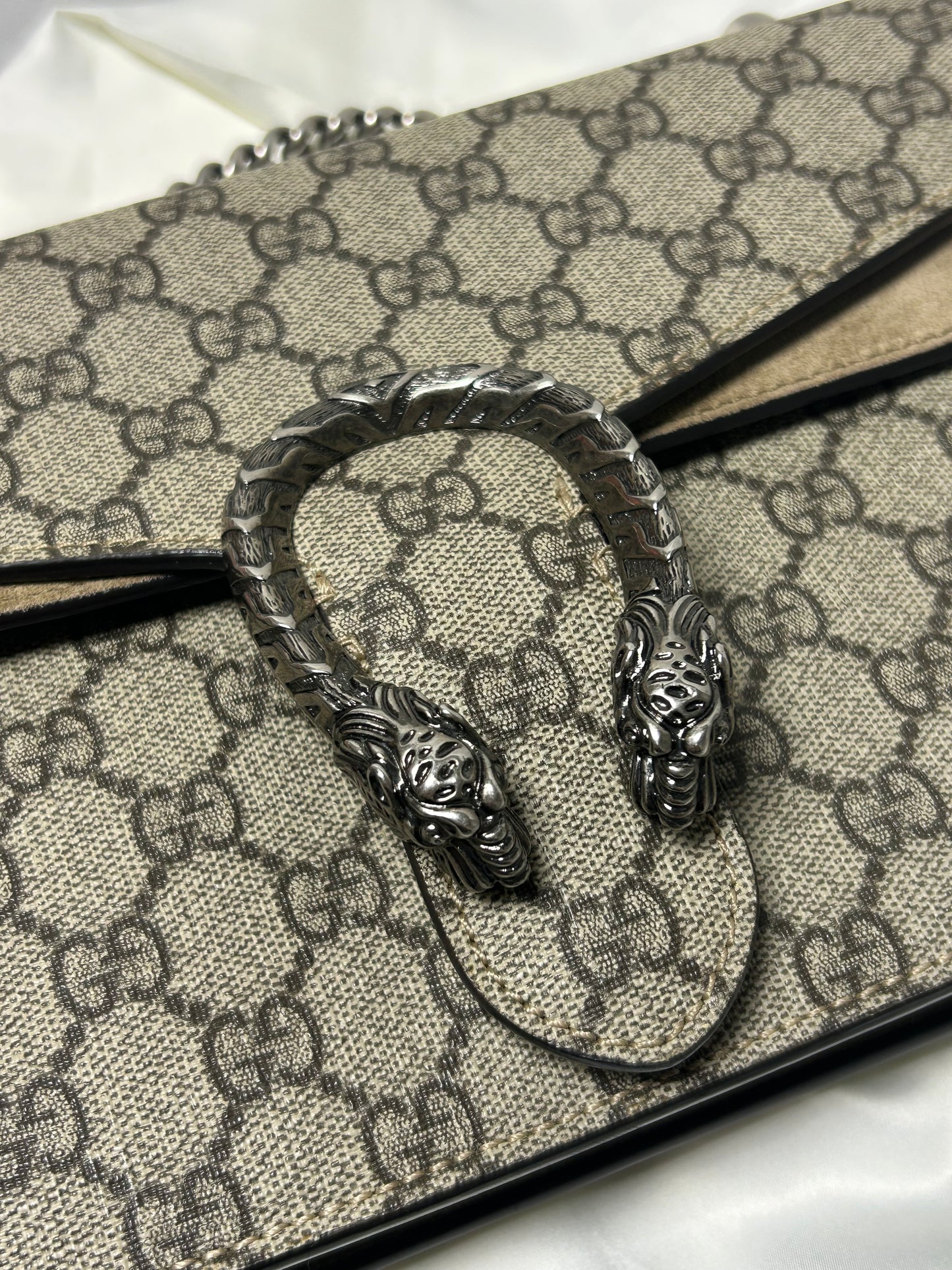 Gucci Dionysus medium shoulder bag