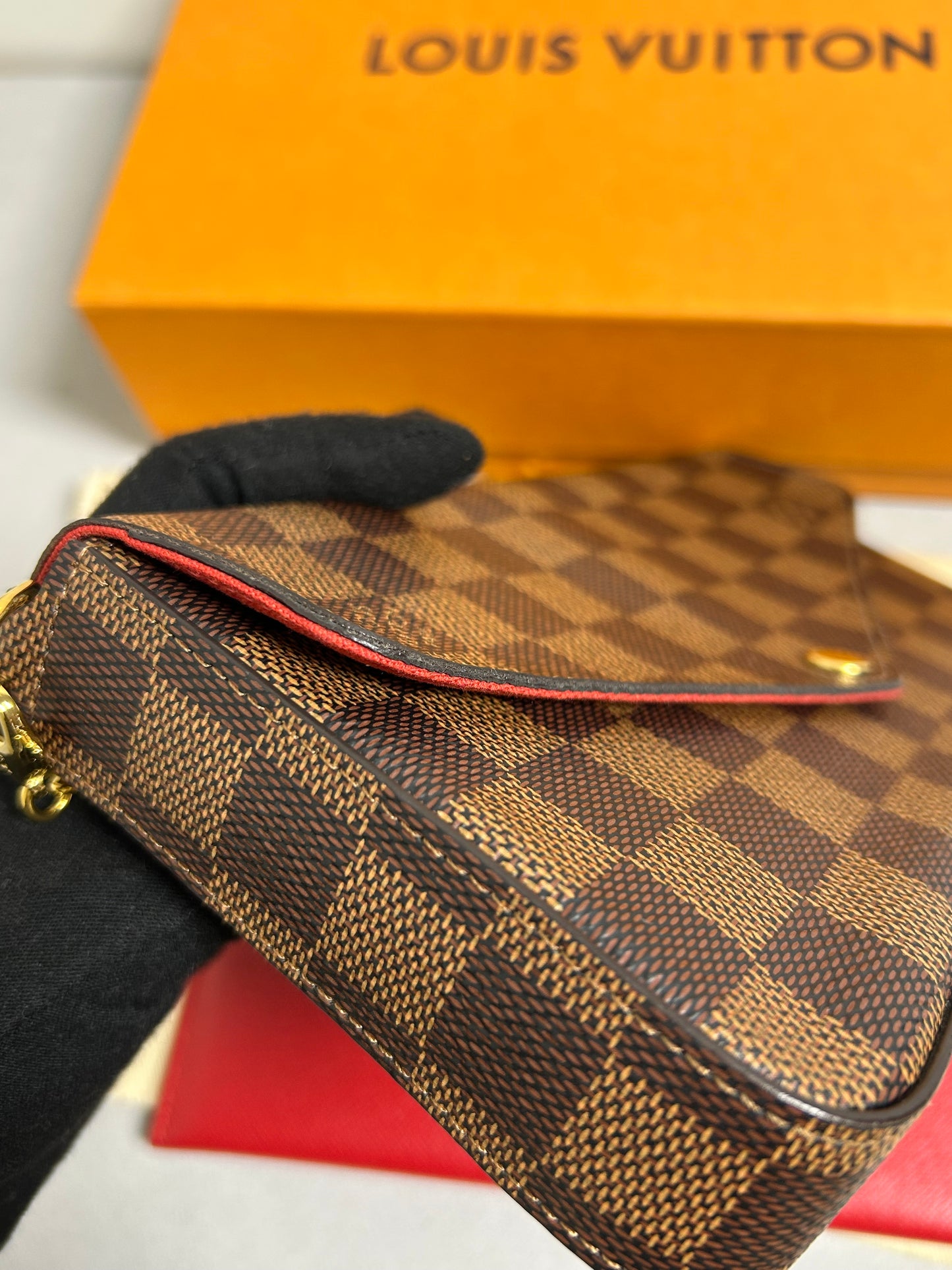 Louis Vuitton felicie pochette Damier Ebene