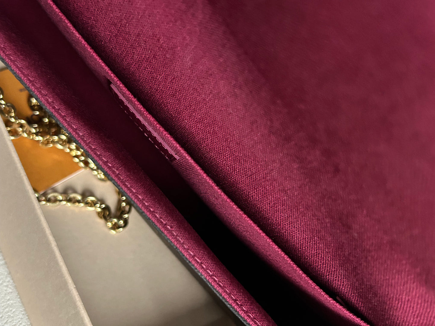 Louis Vuitton felicie pochette in monogram