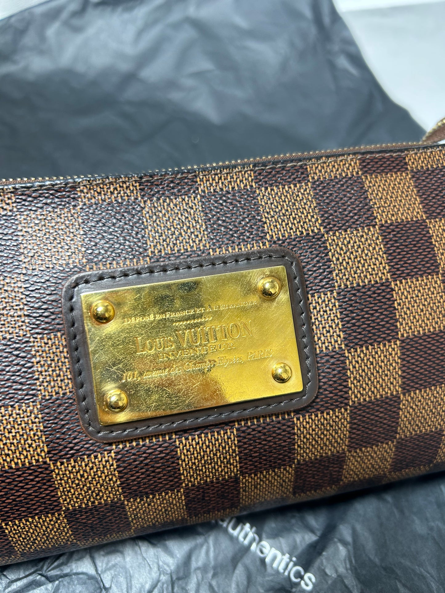 Louis Vuitton Eva clutch bag in Damier Ebene