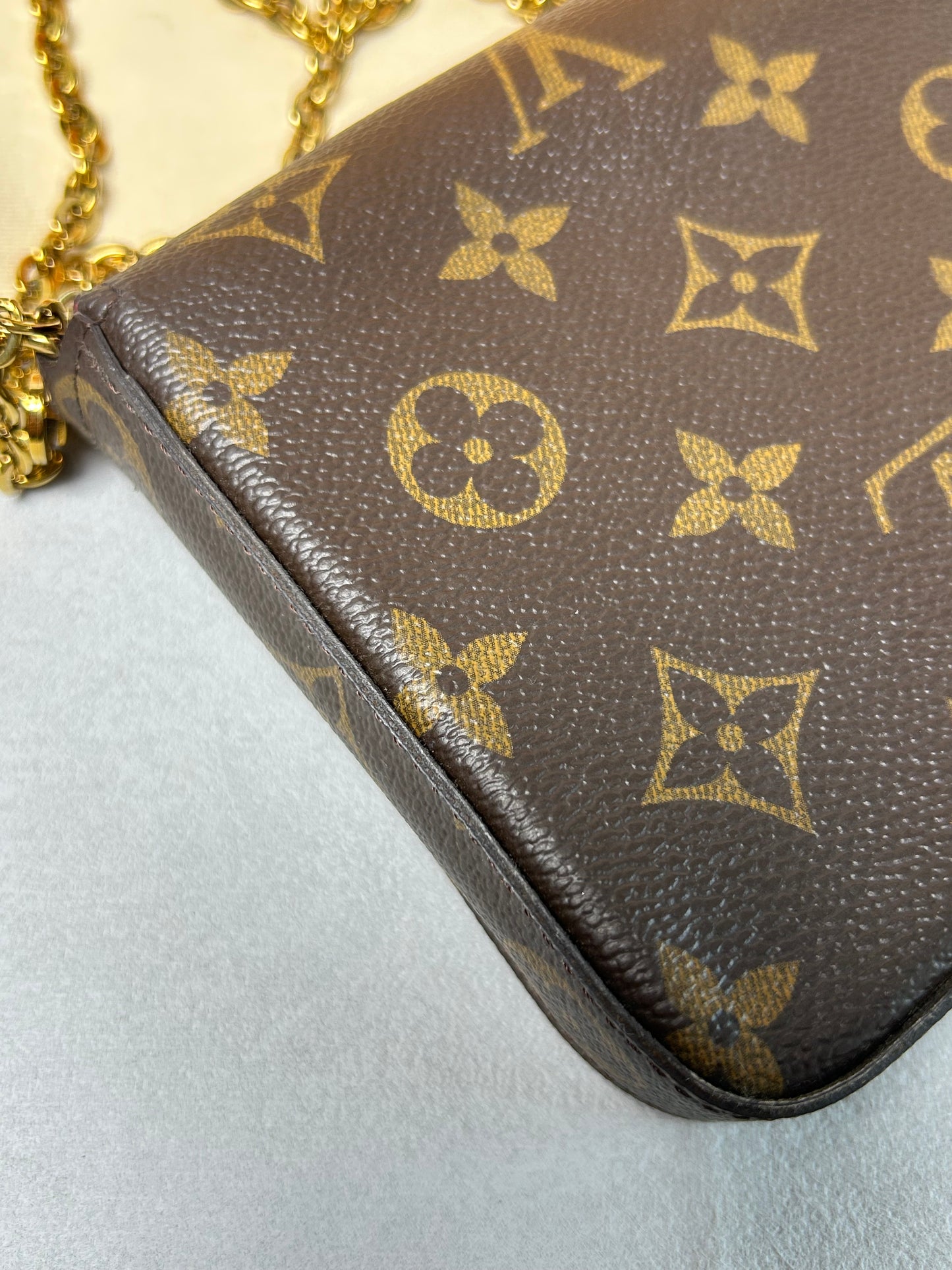 Louis Vuitton felicie pochette monogram