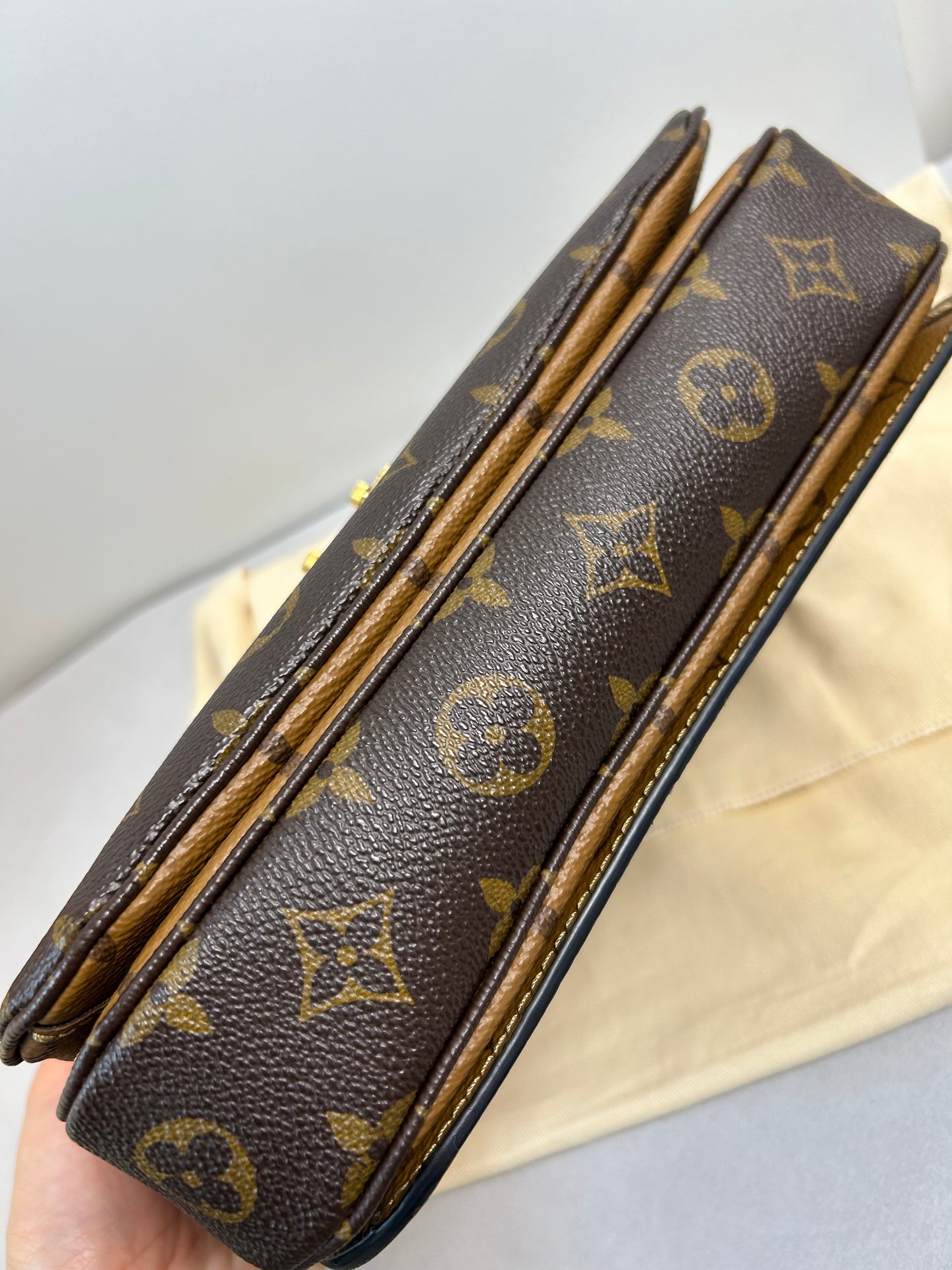 Louis Vuitton reverse monogram pochette Metis