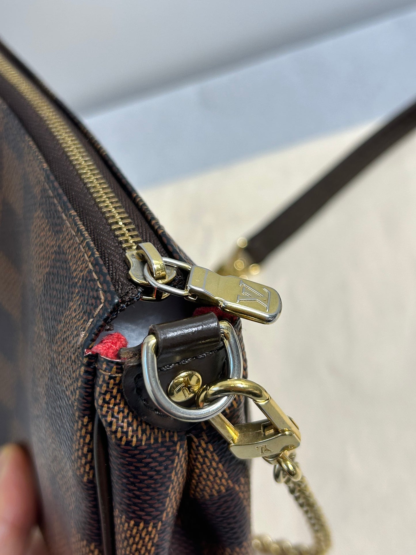 Louis Vuitton Eva clutch bag In Damier Ebene