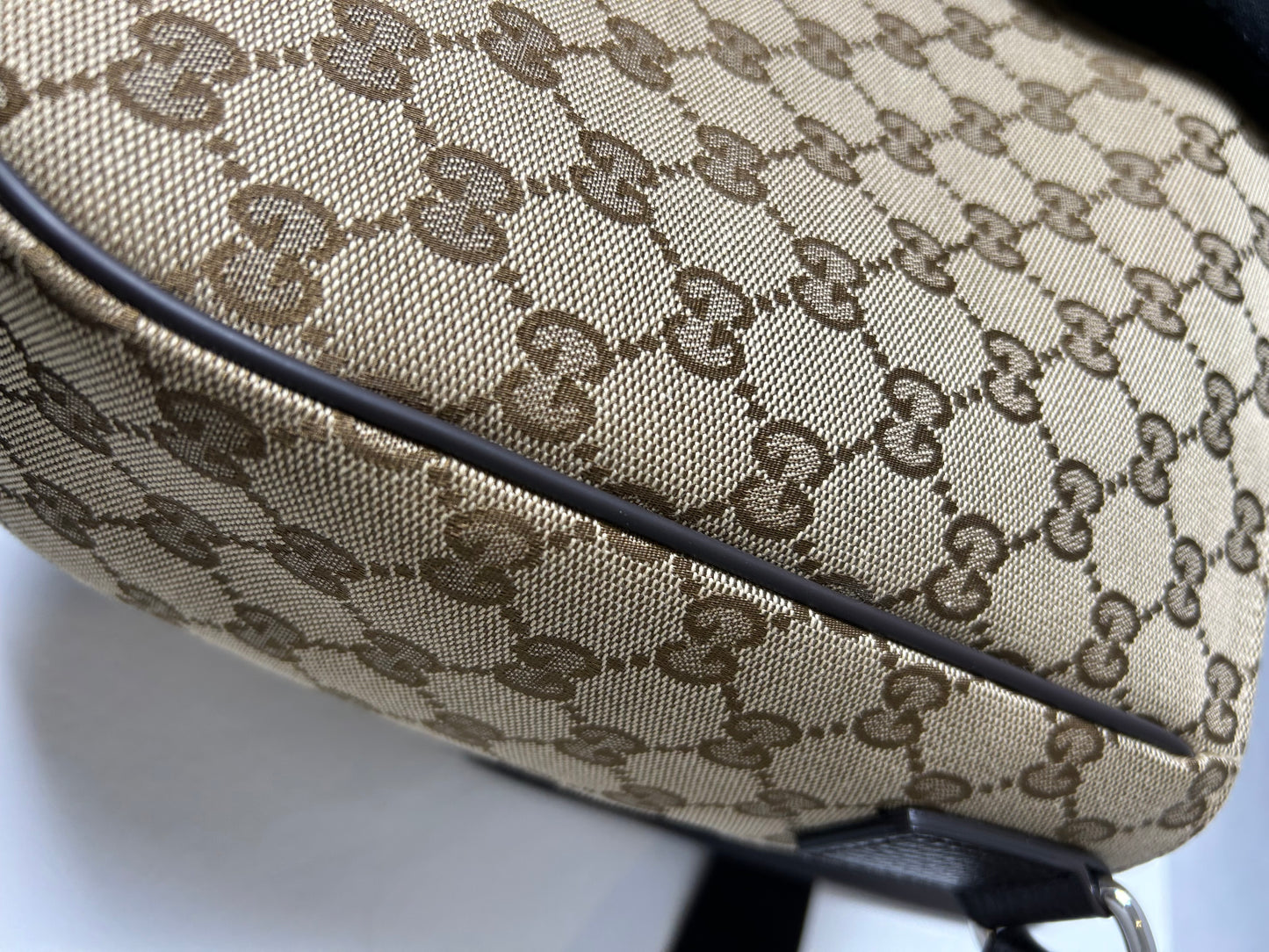 Gucci GG canvas unisex large messenger bag