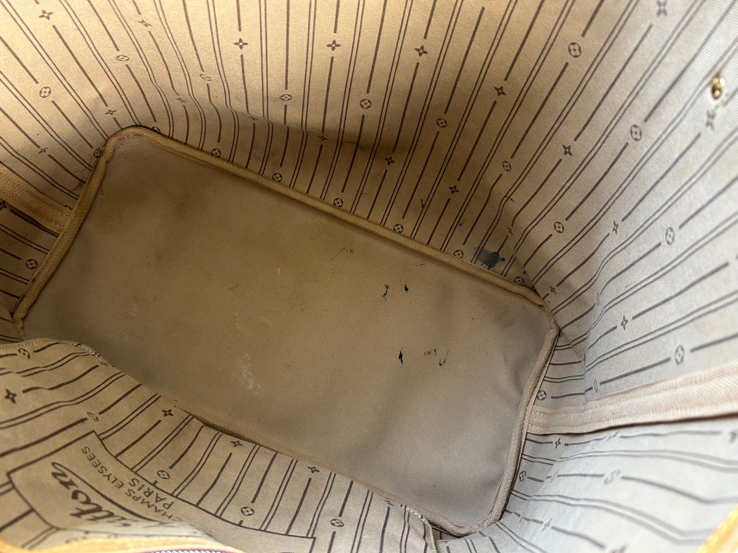 Louis Vuitton Neverfull GM in monogram