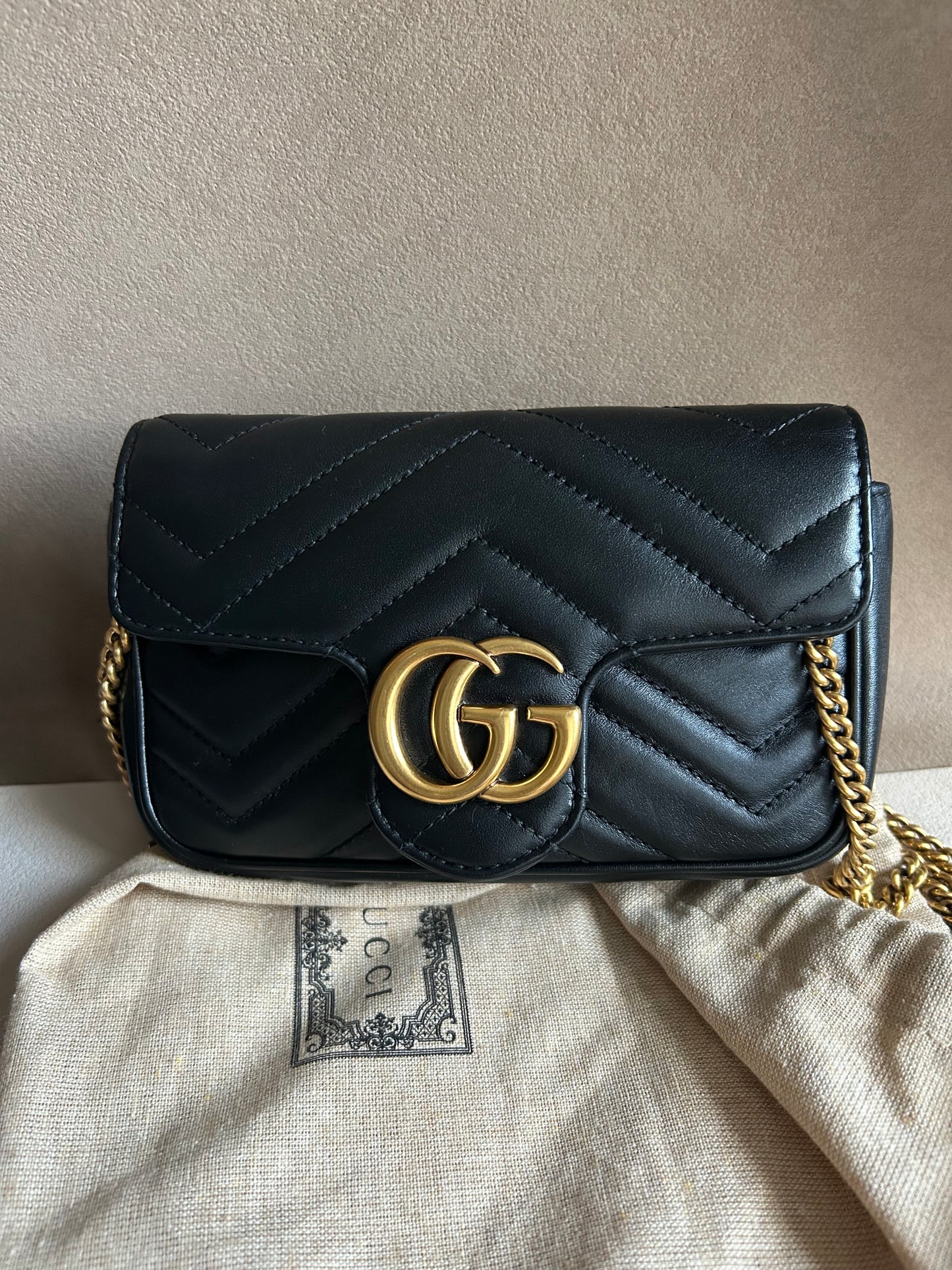 Gucci mini black marmont