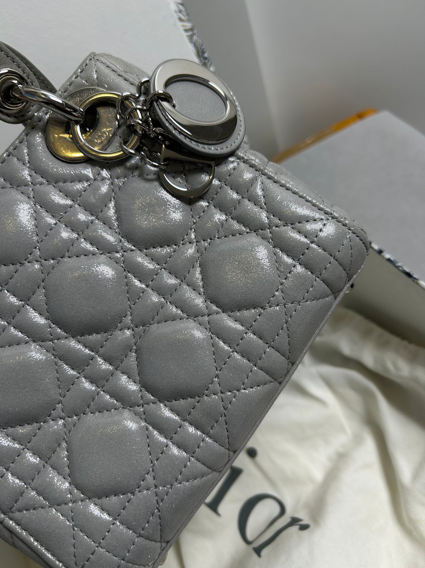 Dior lady Dior mini pearly grey