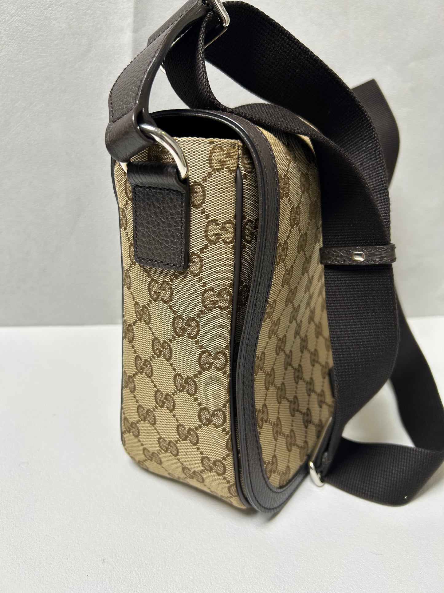 Gucci GG canvas unisex large messenger bag
