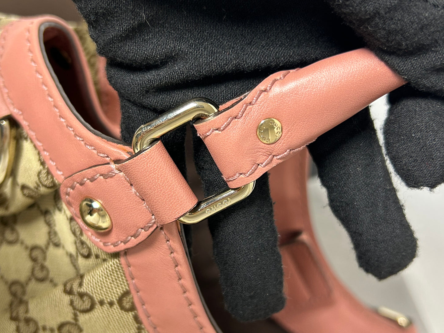 Gucci sukey tote bag in beige GG canvas with pink leather trim