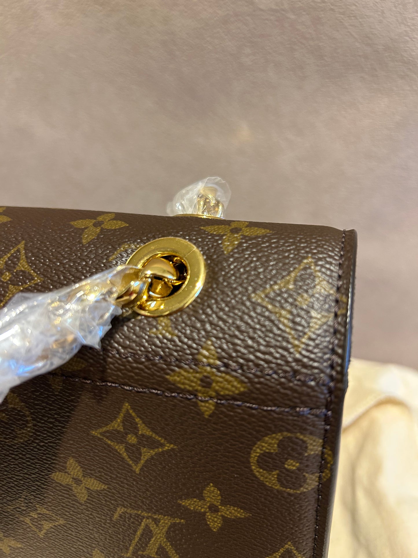 Louis Vuitton victoire in monogram and black leather
