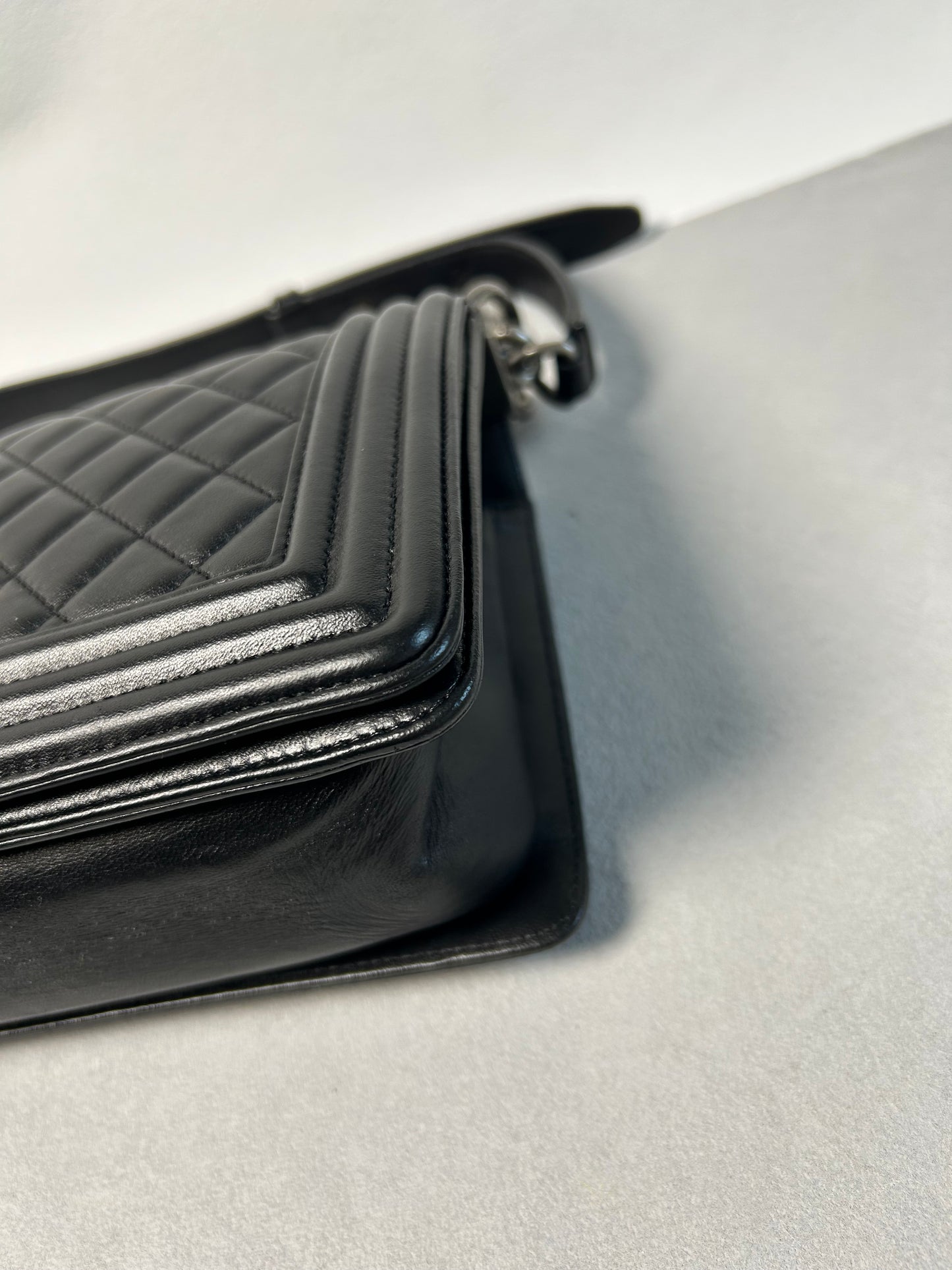 Chanel le boy medium bag