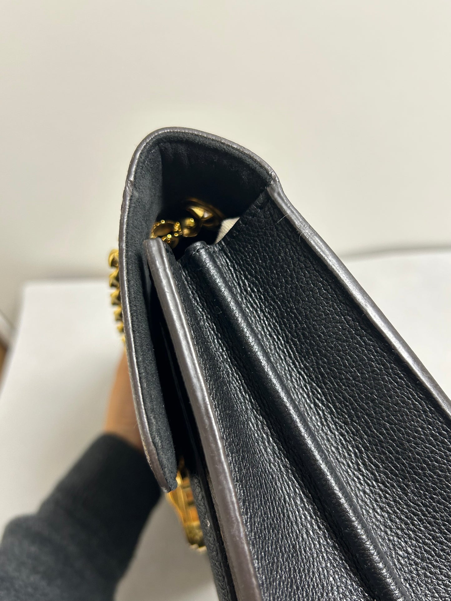 Louis Vuitton victoire monogram and black