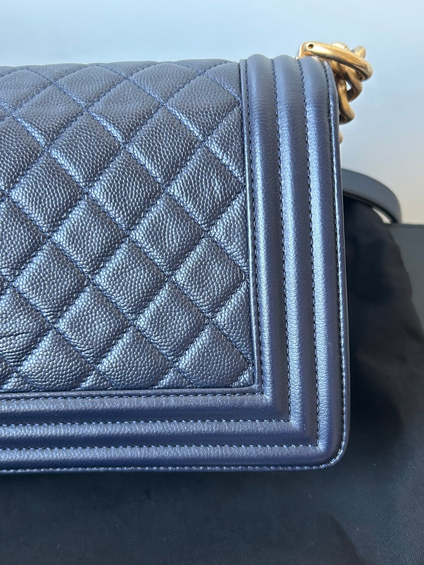 Chanel le boy blue medium in caviar leather