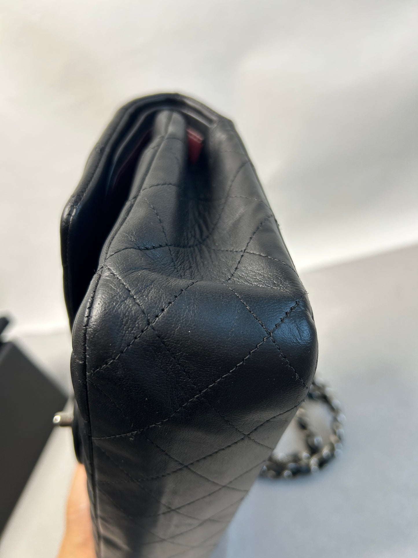 Chanel classic flap shoulder bag medium