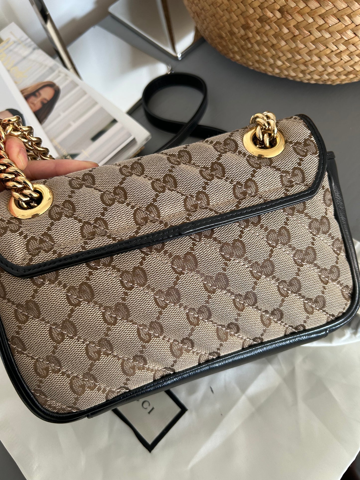 Gucci GG Beige Marmont Mini 22 Shoulder Bag