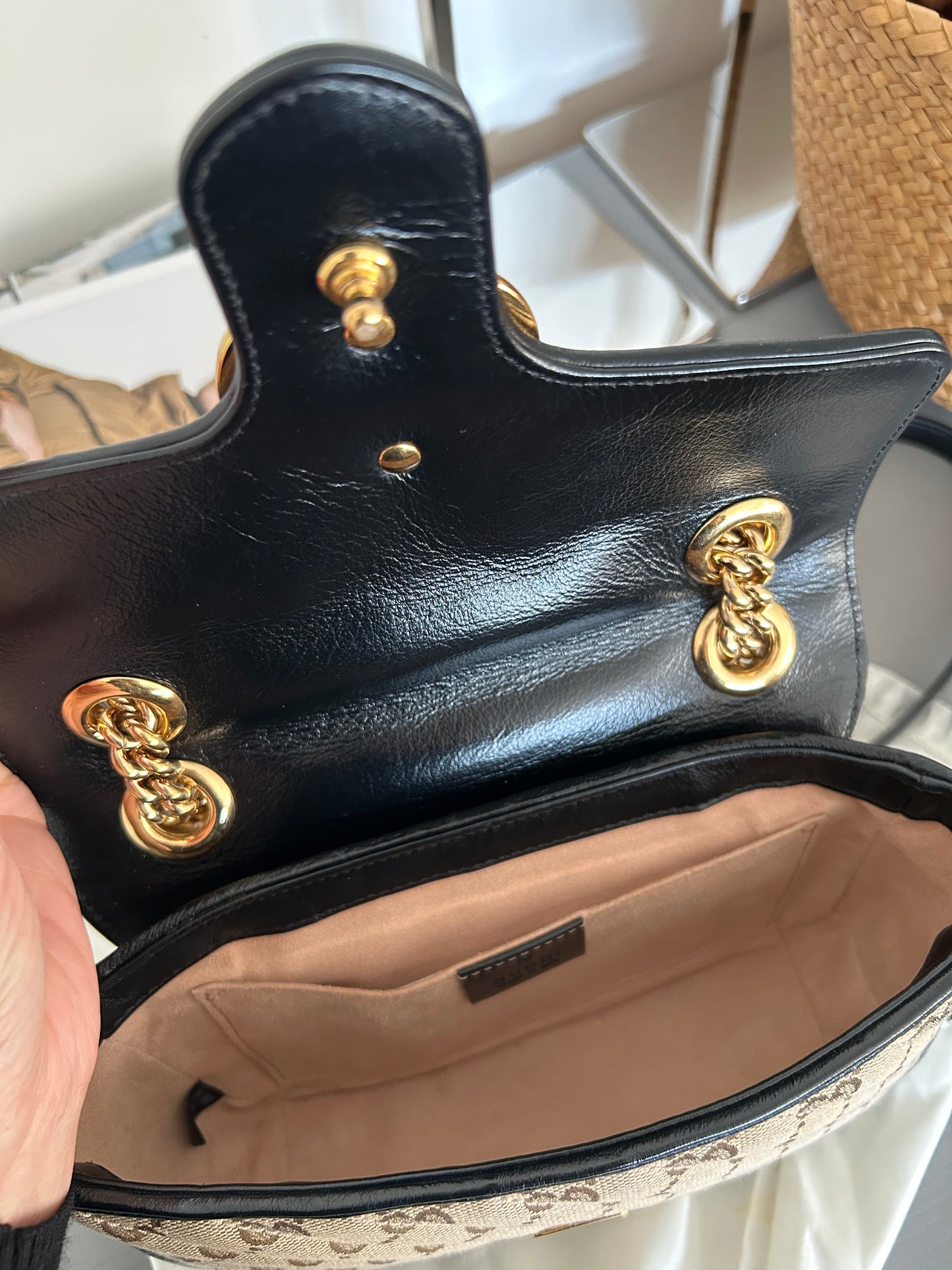 Gucci GG Beige Marmont Mini 22 Shoulder Bag