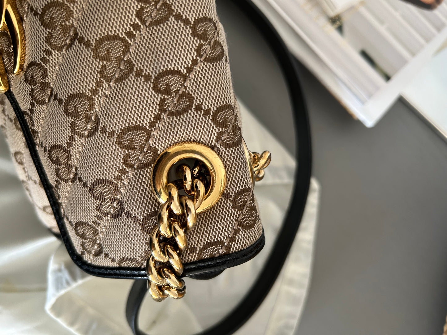 Gucci GG Beige Marmont Mini 22 Shoulder Bag