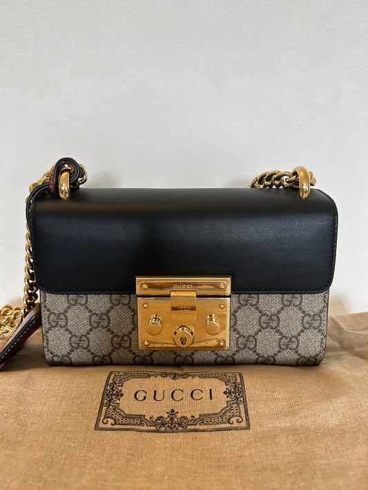 Gucci padlock GG Supreme Shoulder Bag