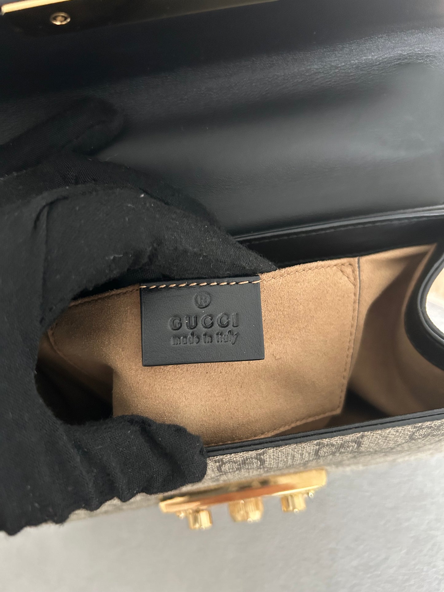 Gucci padlock GG Supreme Shoulder Bag