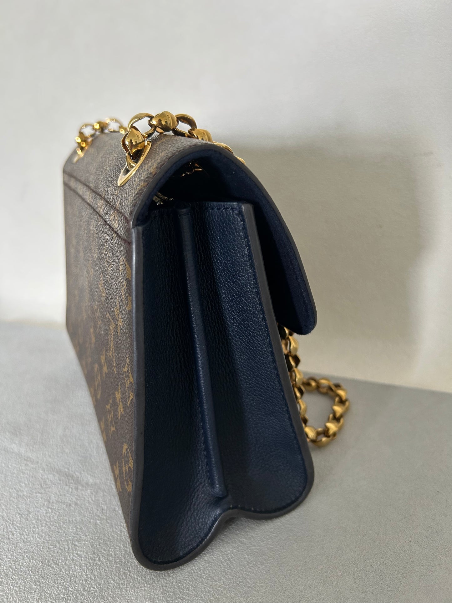 Louis Vuitton victoire monogram and navy blue shoulder bag